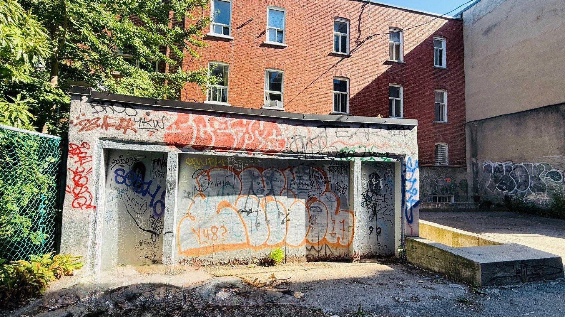 









4578

 - 4582


Rue Clark

,
Montréal (Le Plateau-Mont-Royal),




QC
H2T2T4

