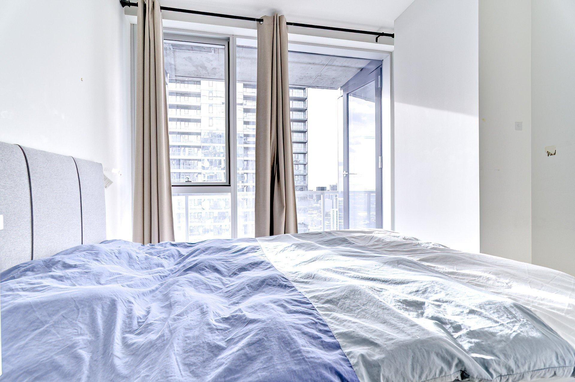 









1450


Boul. René-Lévesque O.

, 2613,
Montréal (Ville-Marie),




QC
H3G0E1

