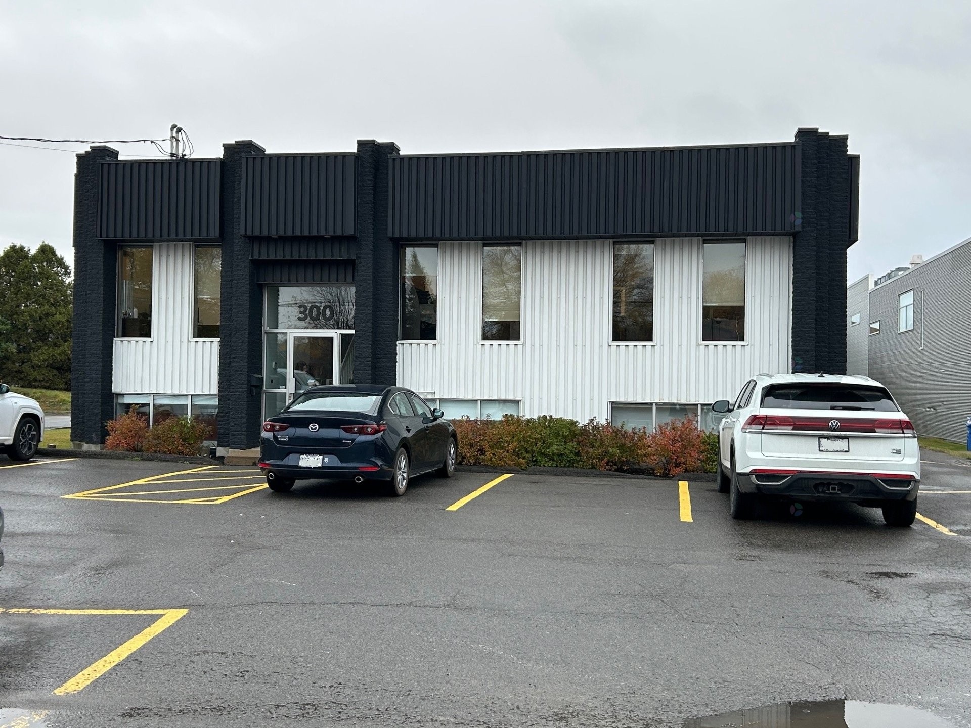 









300


Boul. Lachapelle

,
Saint-Jérôme,




QC
J7Z7L2

