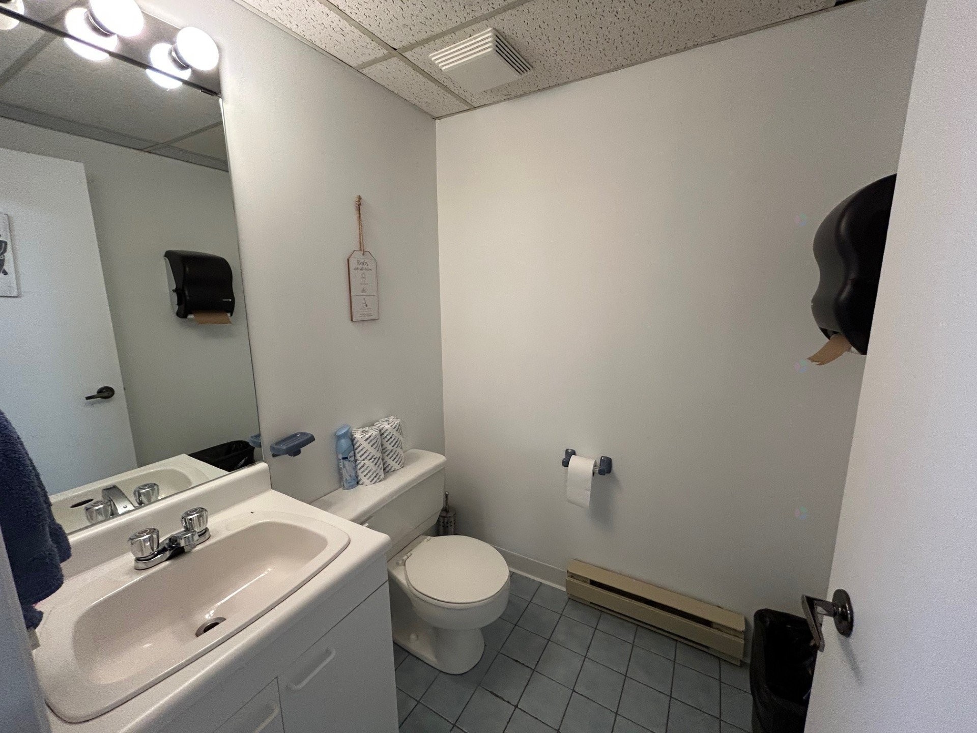 









300


Boul. Lachapelle

,
Saint-Jérôme,




QC
J7Z7L2

