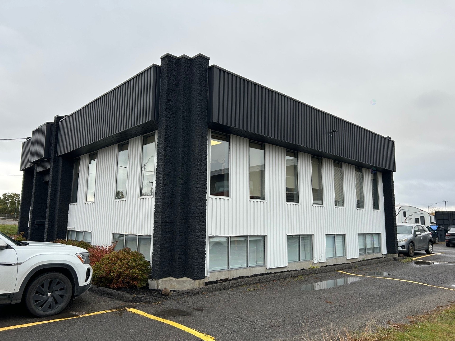 









300


Boul. Lachapelle

,
Saint-Jérôme,




QC
J7Z7L2

