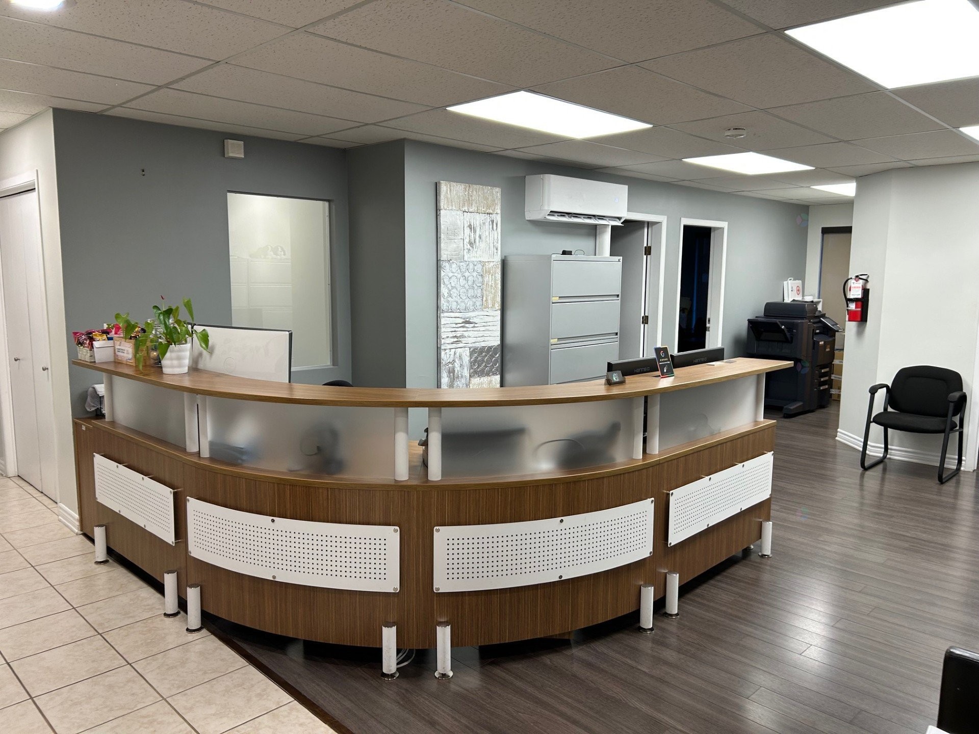 









300


Boul. Lachapelle

,
Saint-Jérôme,




QC
J7Z7L2

