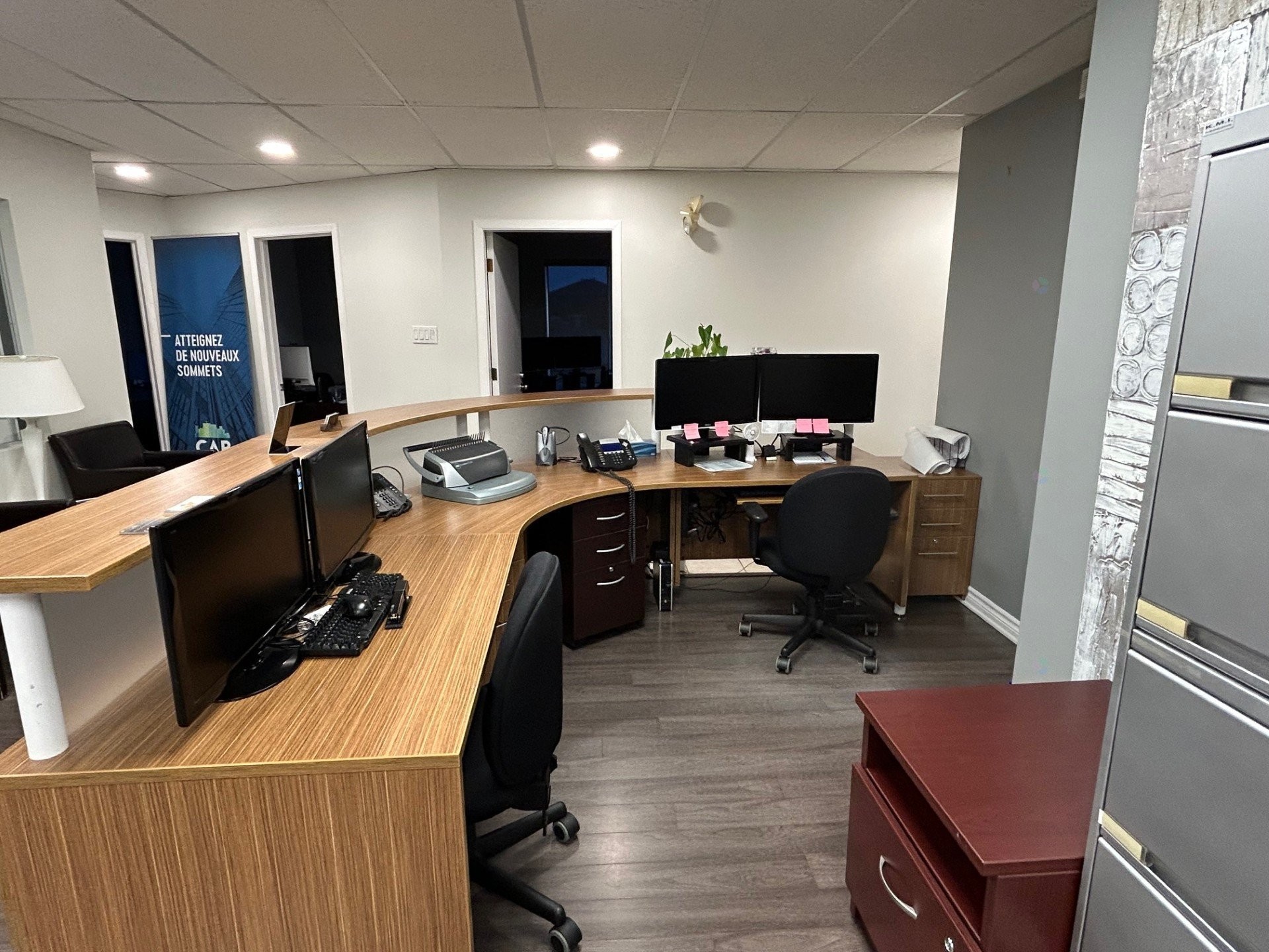 









300


Boul. Lachapelle

,
Saint-Jérôme,




QC
J7Z7L2

