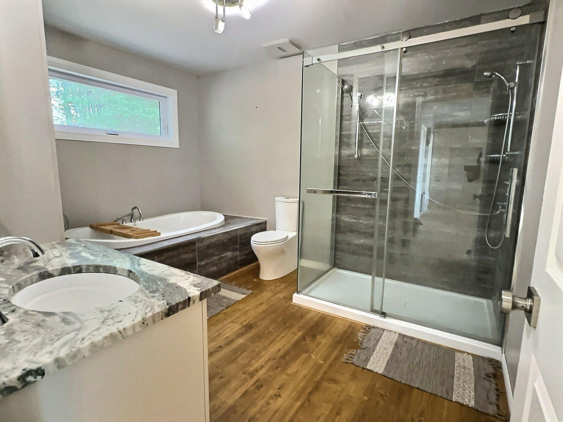 









497


Ch. du Lac-de-l'Argentier

,
Fugèreville,




QC
J0Z2A0

