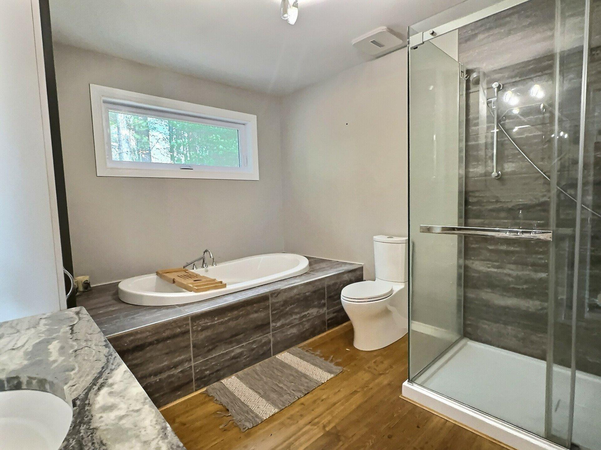 









497


Ch. du Lac-de-l'Argentier

,
Fugèreville,




QC
J0Z2A0

