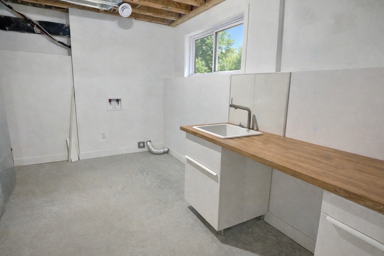 









12


Rue Derwin

,
Gatineau (Aylmer),




QC
J9H3A1

