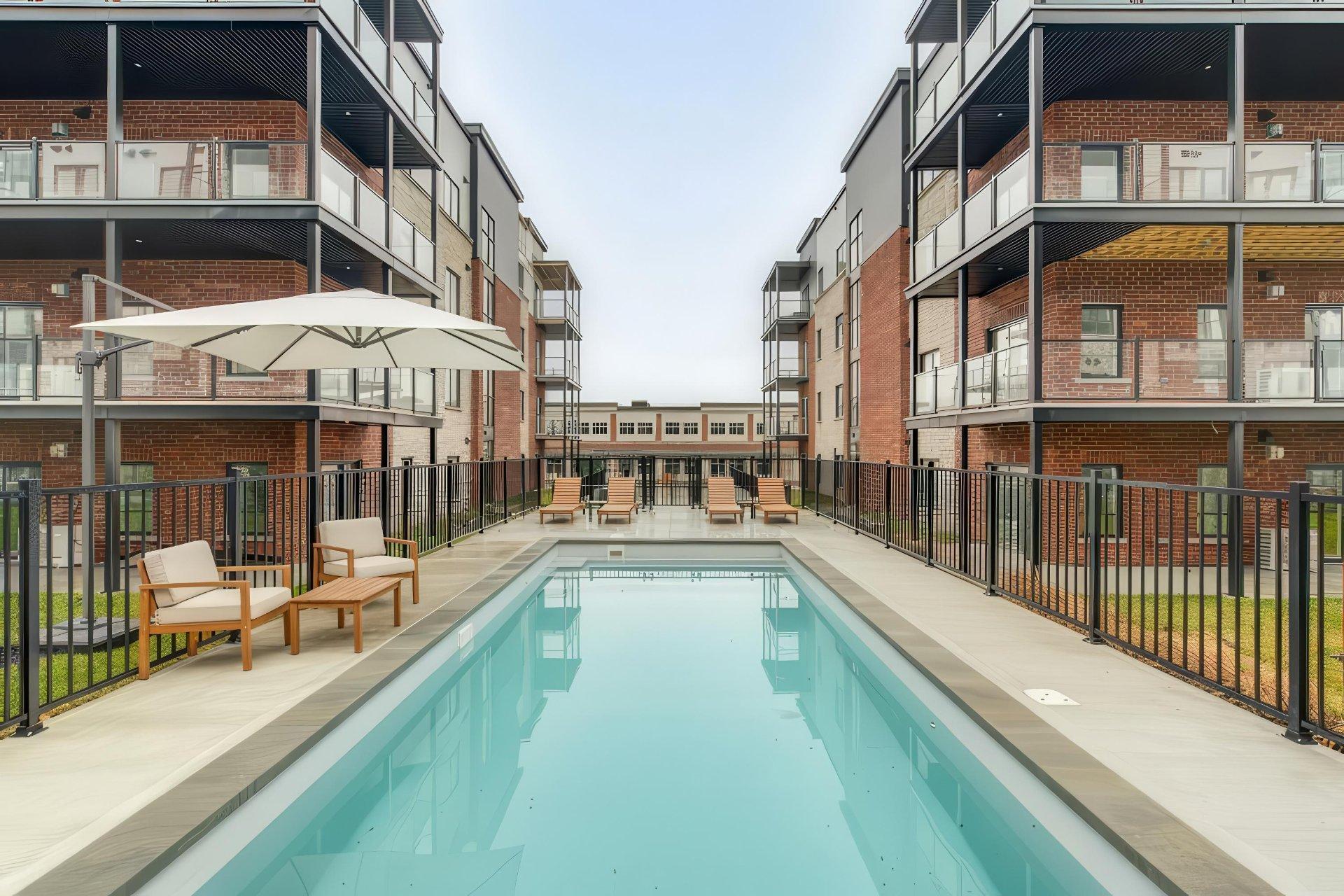 









210


Rue St-Paul

, 403,
Saint-Jean-sur-Richelieu,




QC
J3B0L5

