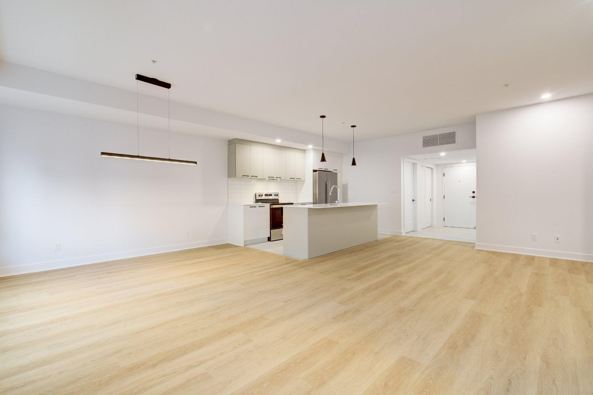 









210


Rue St-Paul

, 403,
Saint-Jean-sur-Richelieu,




QC
J3B0L5

