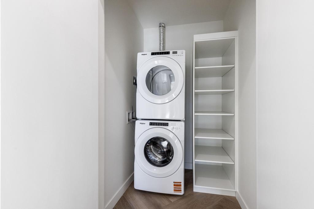 









3340


Lakeshore

Road, 509,
Kelowna,




BC
V1W 0H6

