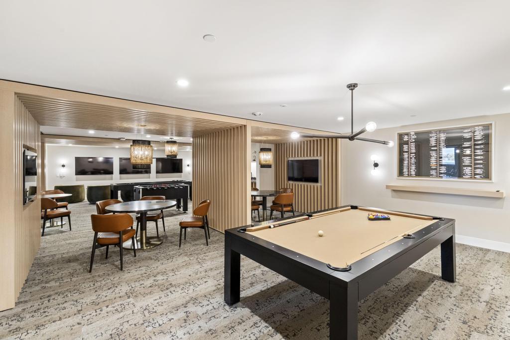 









3340


Lakeshore

Road, 509,
Kelowna,




BC
V1W 0H6

