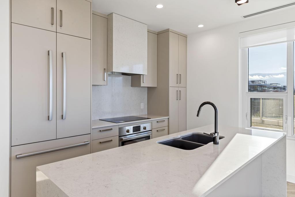 









3340


Lakeshore

Road, 509,
Kelowna,




BC
V1W 0H6

