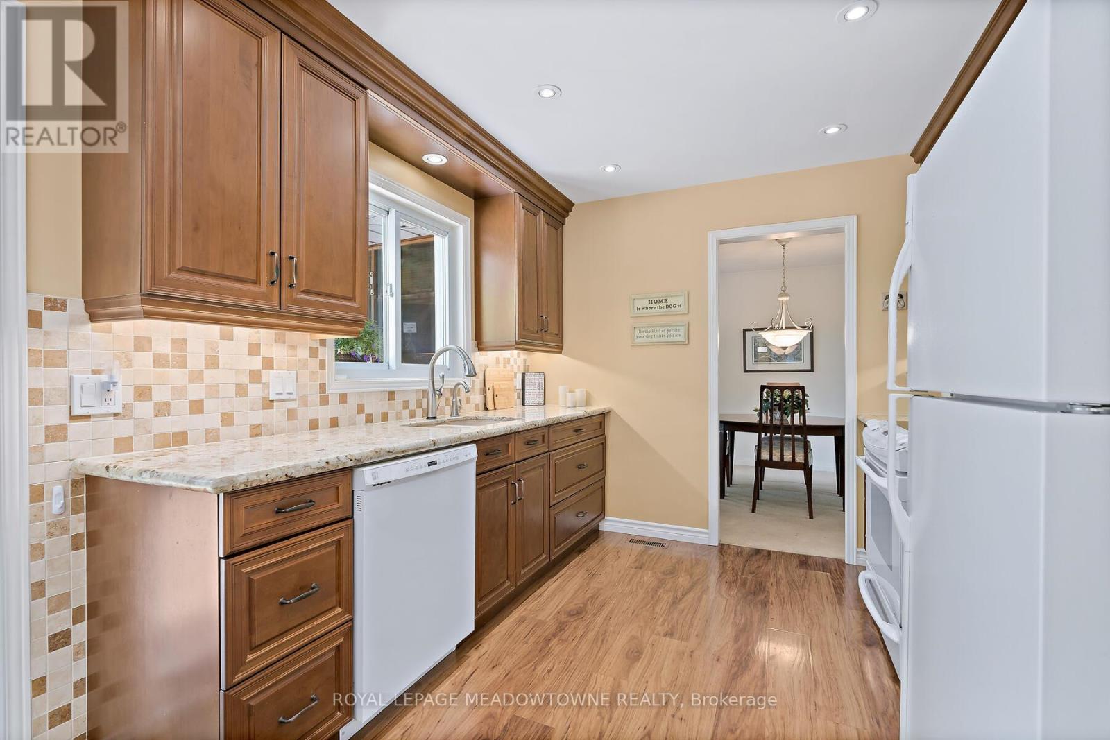 












12506 EIGHTH LINE

,
Halton Hills,




Ontario
L7G4S4

