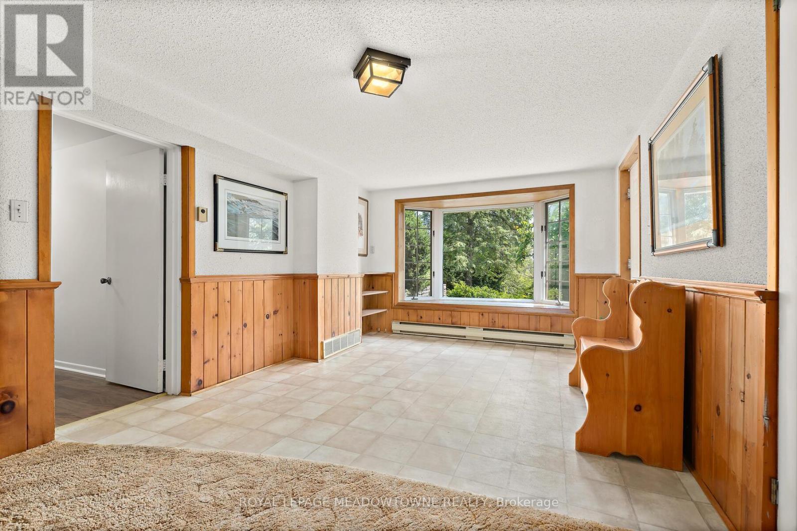 












12506 EIGHTH LINE

,
Halton Hills,




Ontario
L7G4S4

