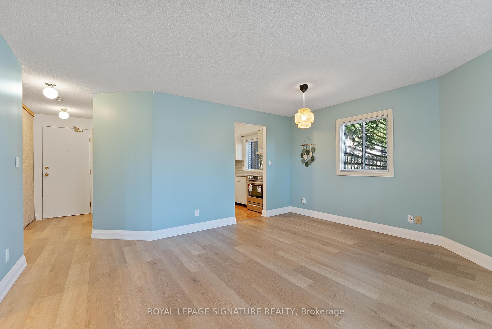 









30


Hugo

Crescent, 110,
Kitchener,




ON
N2M 3Z2

