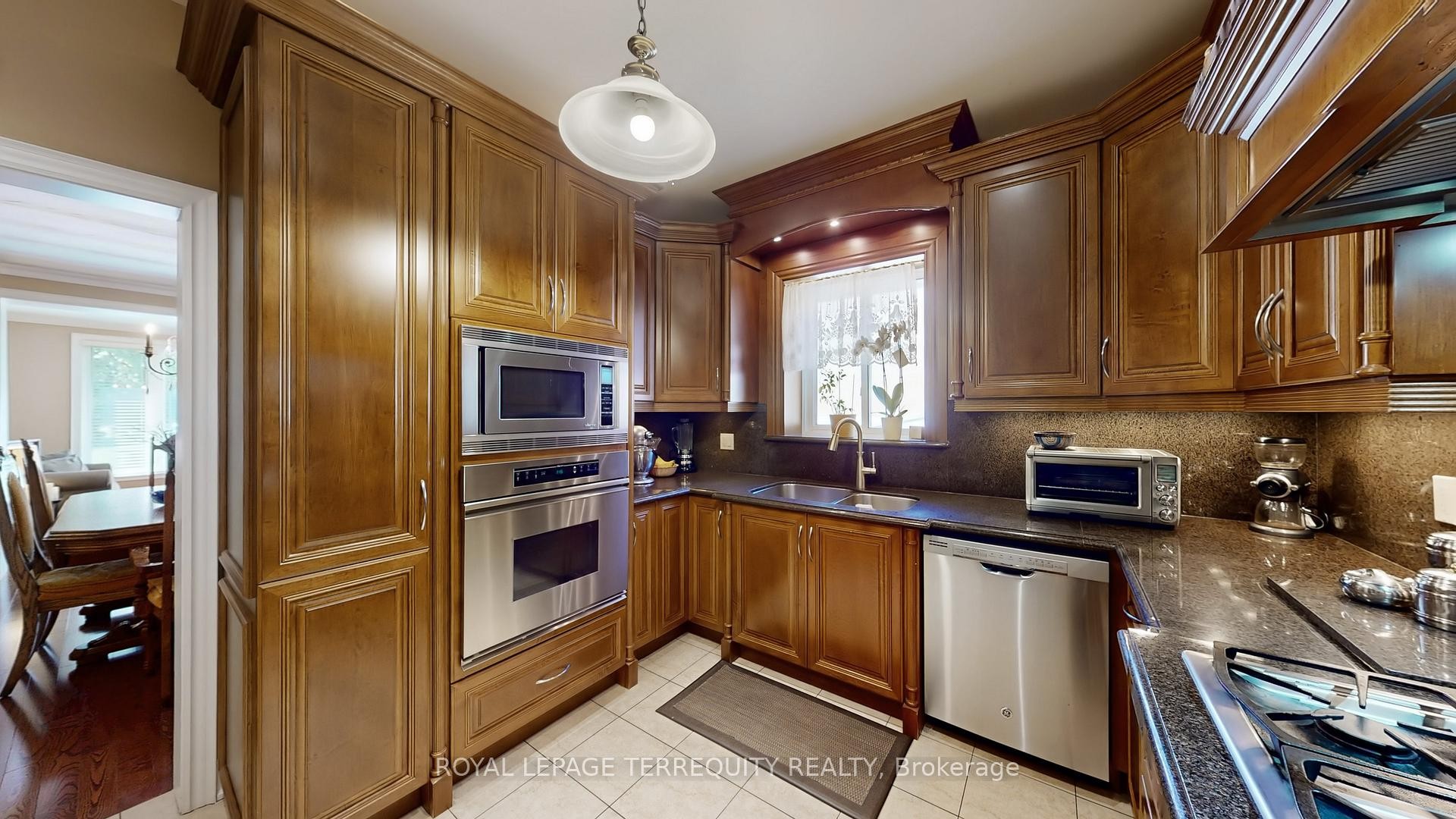 









134


Hadrian

Drive,
Toronto,




ON
M9W 1V4

