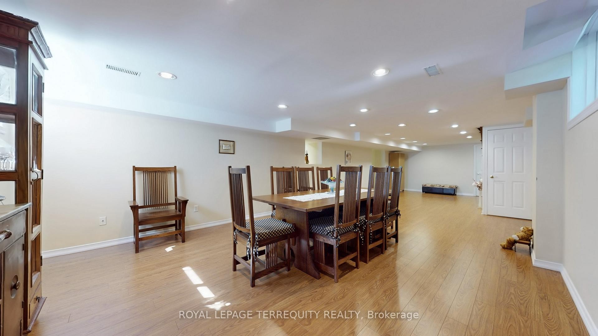 









134


Hadrian

Drive,
Toronto,




ON
M9W 1V4

