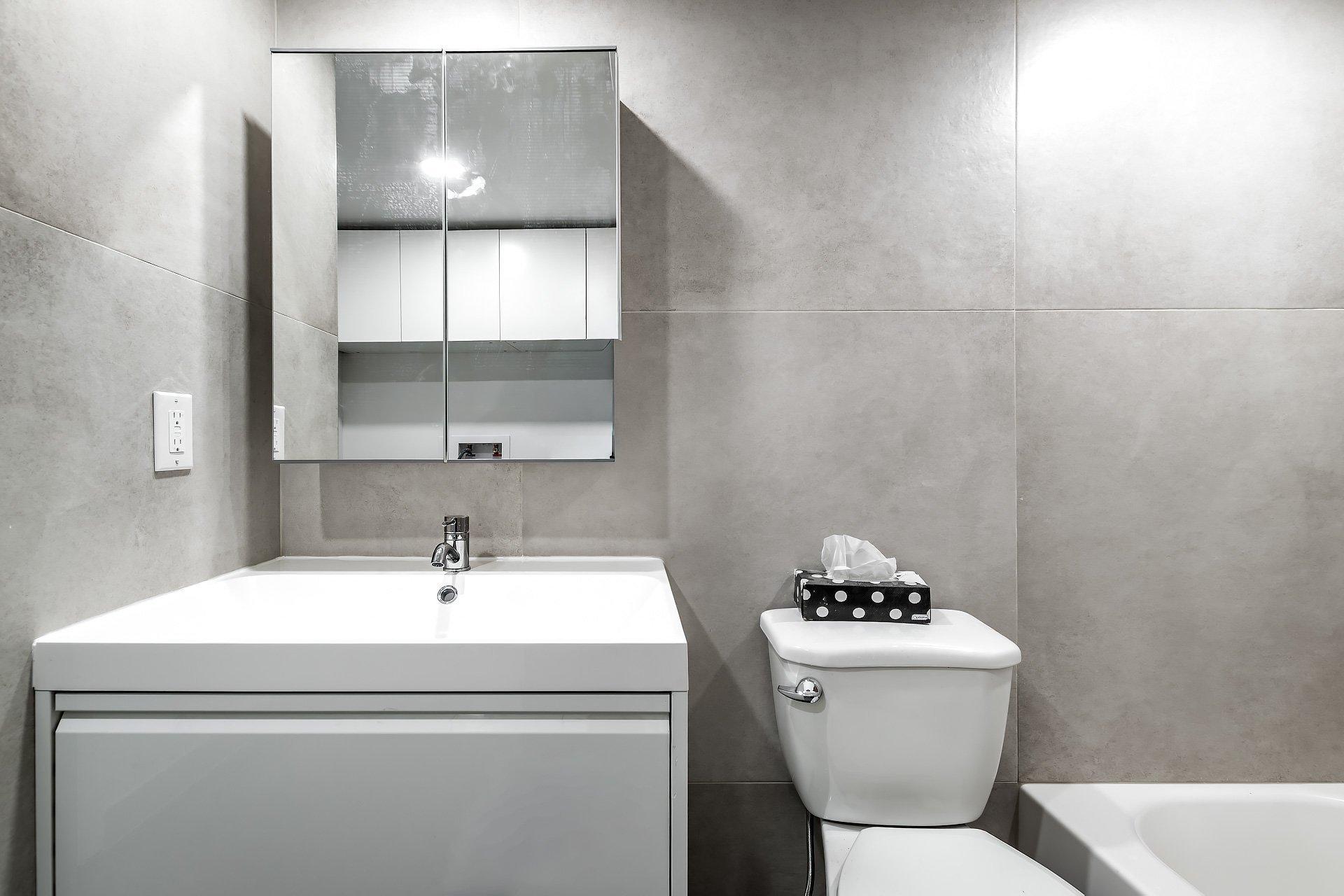 









11711


Boul. Langelier

, 2,
Montréal (Montréal-Nord),




QC
H1G3M2

