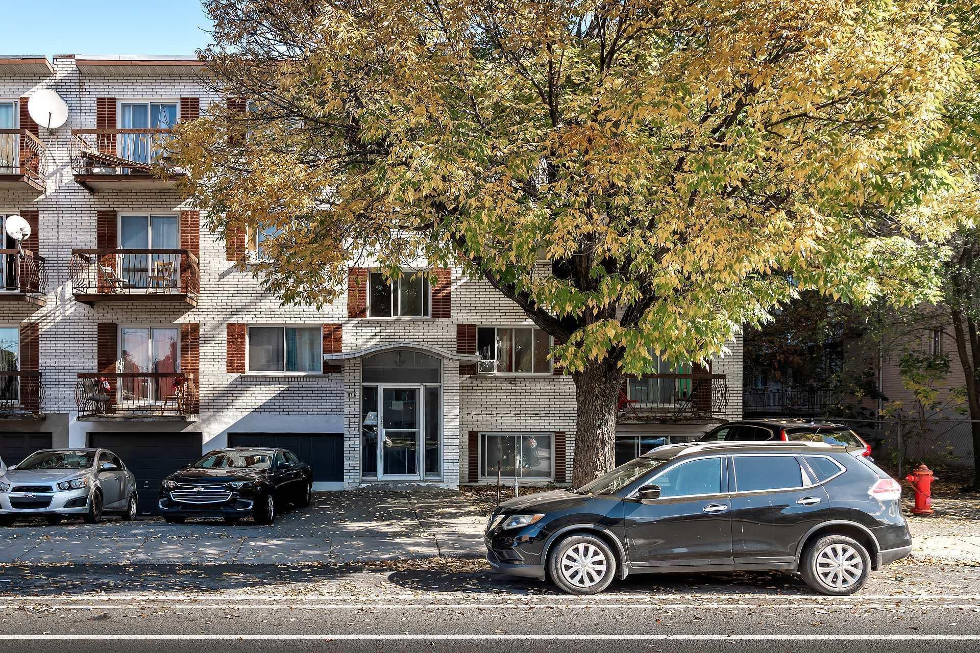 









11711


Boul. Langelier

, 2,
Montréal (Montréal-Nord),




QC
H1G3M2

