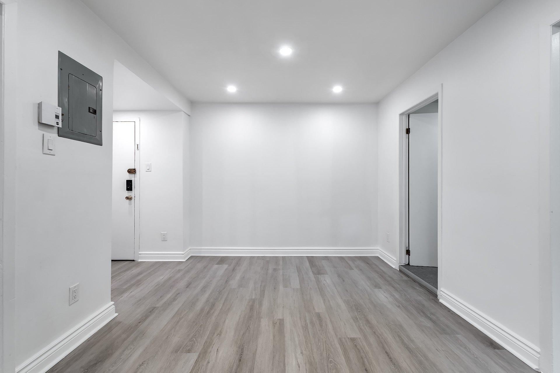 









11711


Boul. Langelier

, 2,
Montréal (Montréal-Nord),




QC
H1G3M2

