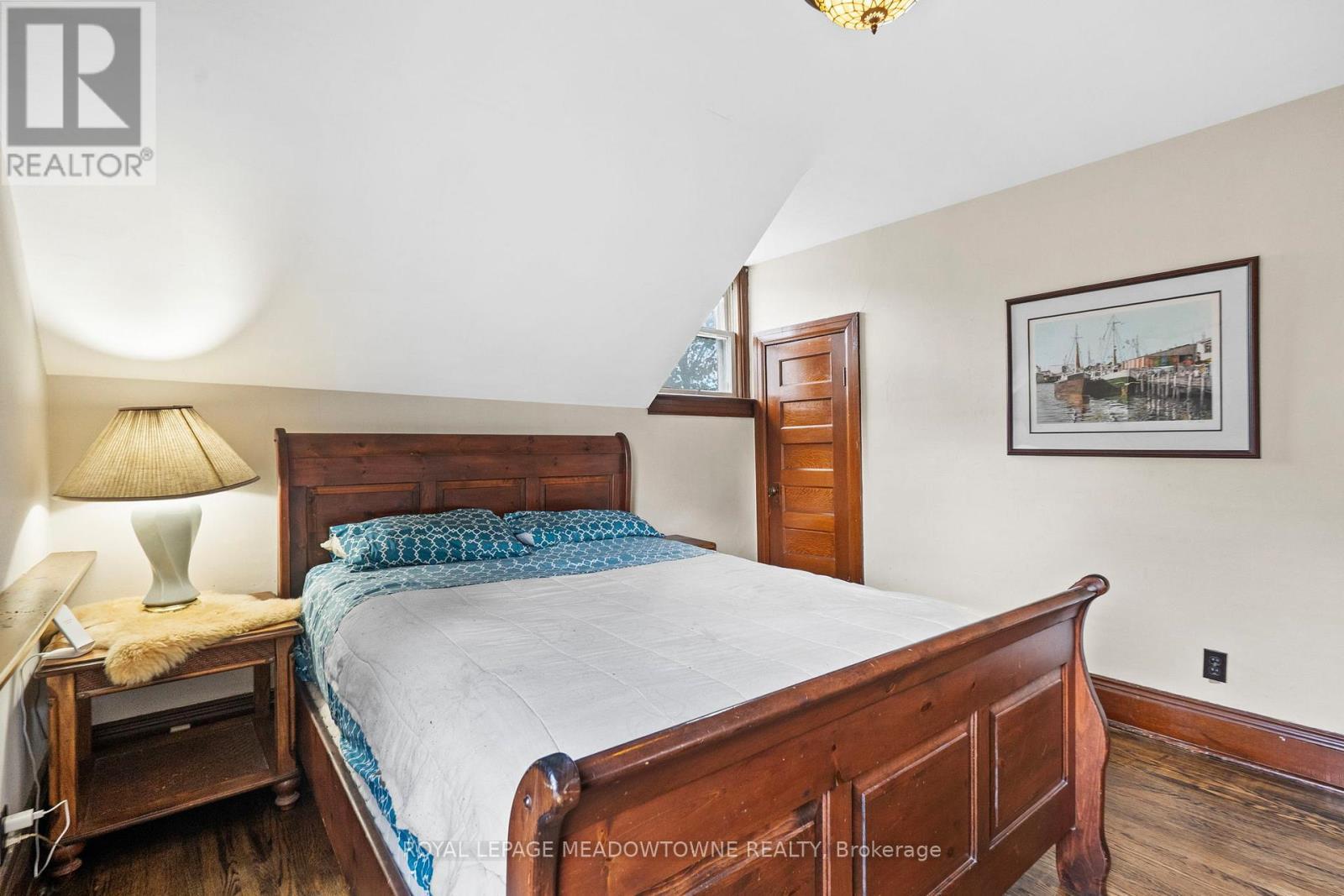 












229 QUEEN STREET

,
Milton,




Ontario
L9T1K3

