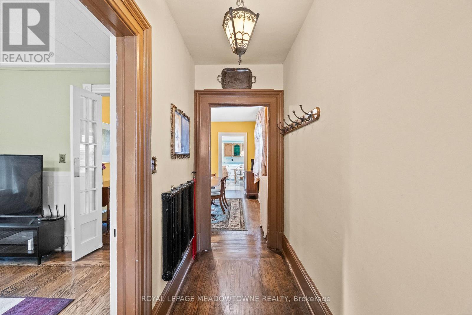 












229 QUEEN STREET

,
Milton,




Ontario
L9T1K3

