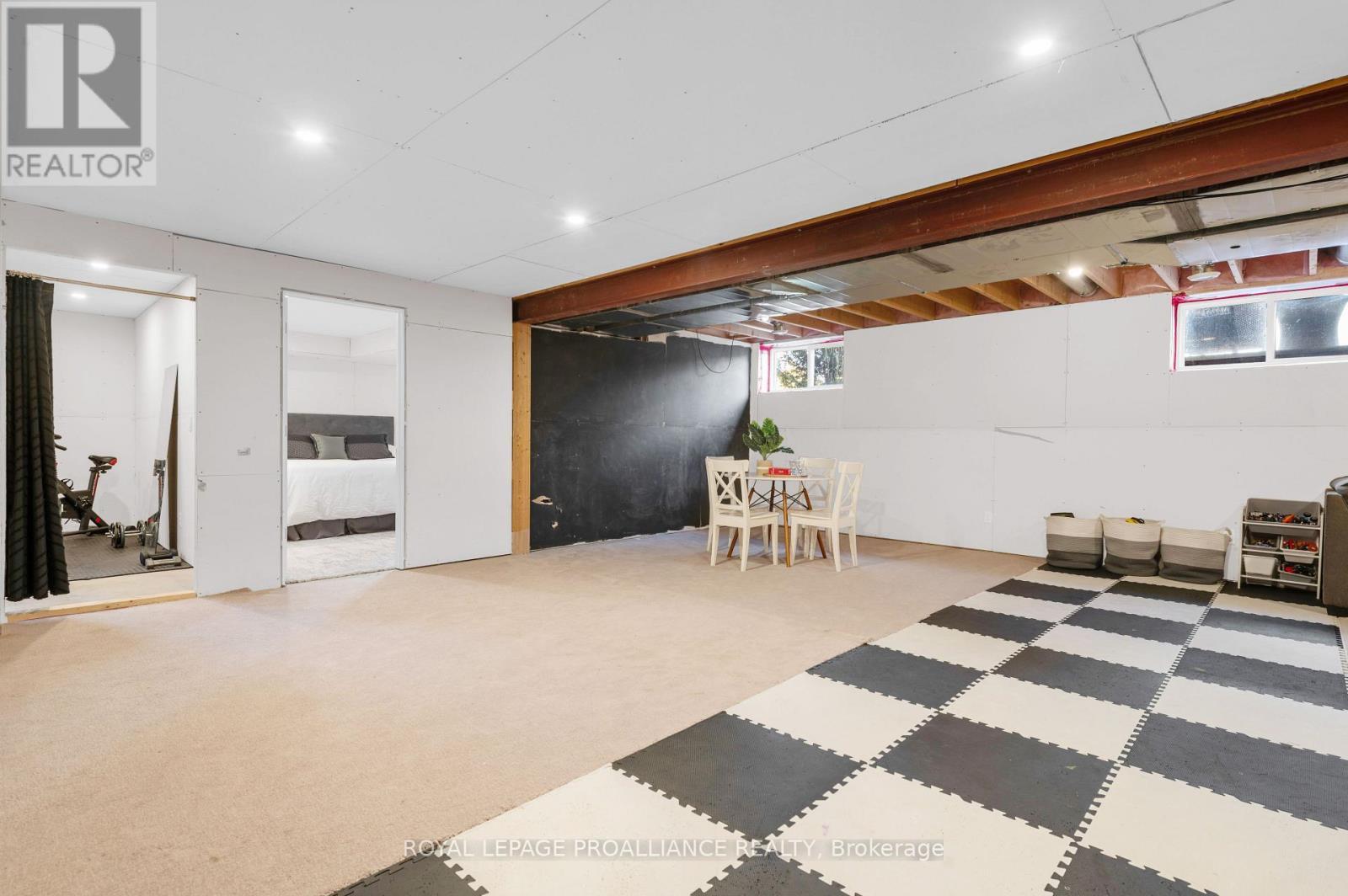 












117 DAY ROAD

,
Alnwick/Haldimand,




Ontario
K0K1M0

