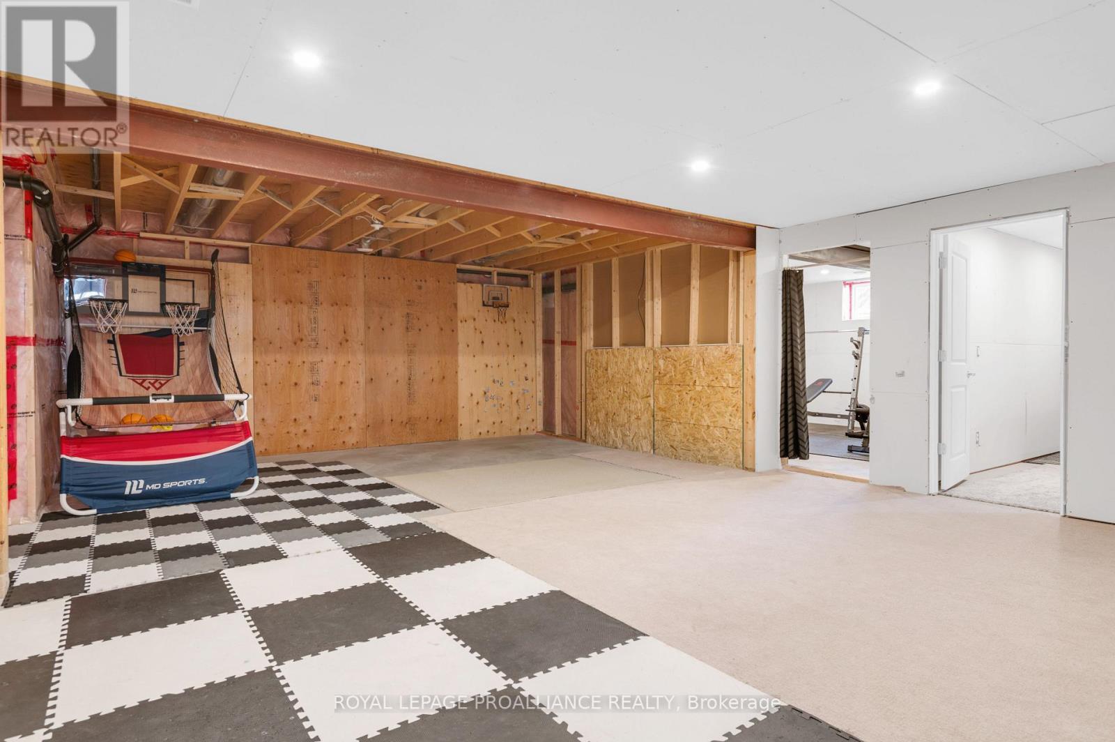 












117 DAY ROAD

,
Alnwick/Haldimand,




Ontario
K0K1M0

