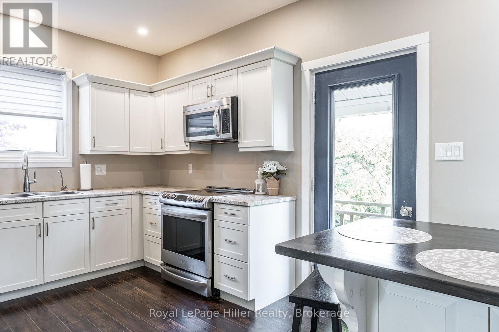 












157 MAIDEN LANE

,
St. Marys,




Ontario
N4X1B2

