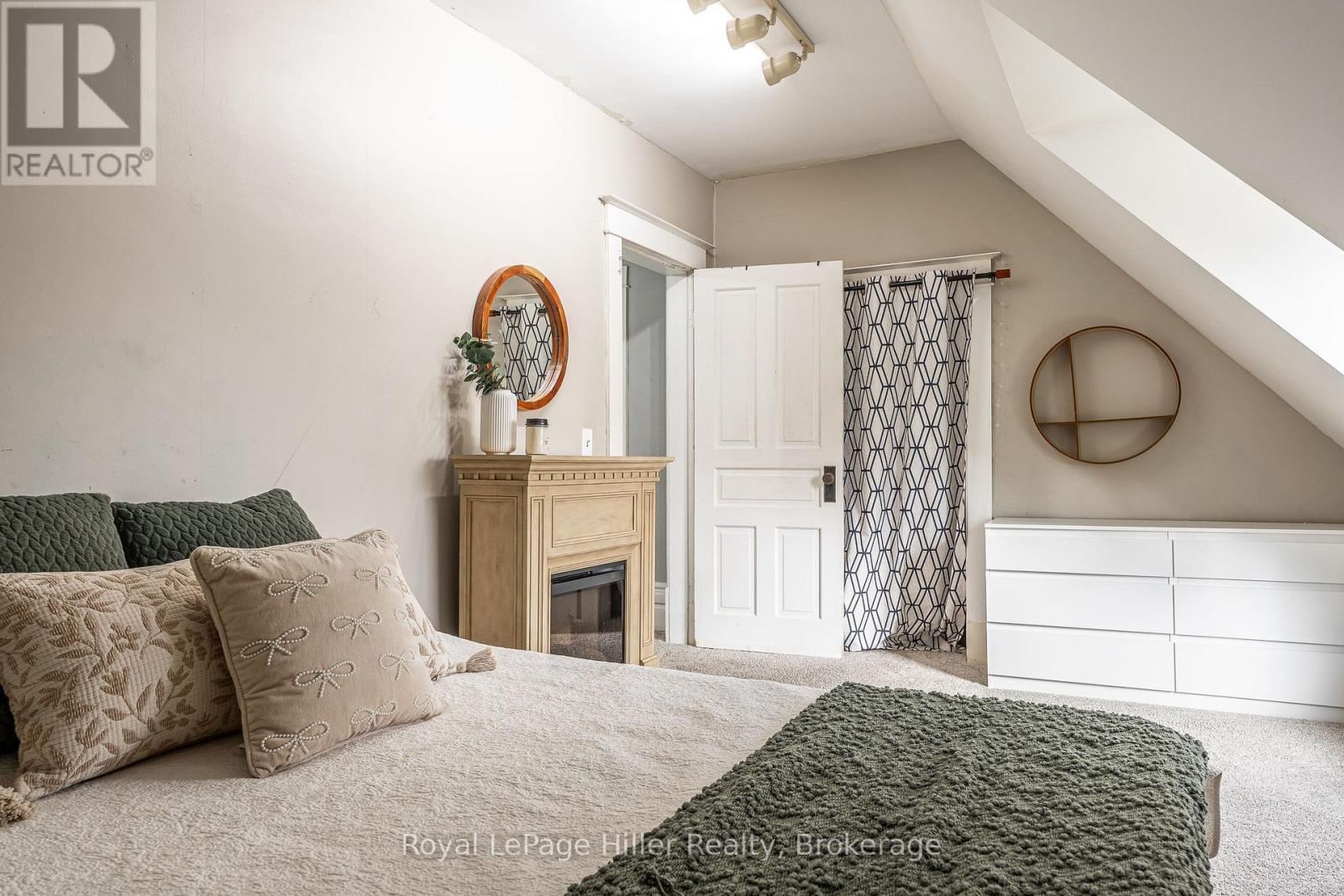 












157 MAIDEN LANE

,
St. Marys,




Ontario
N4X1B2

