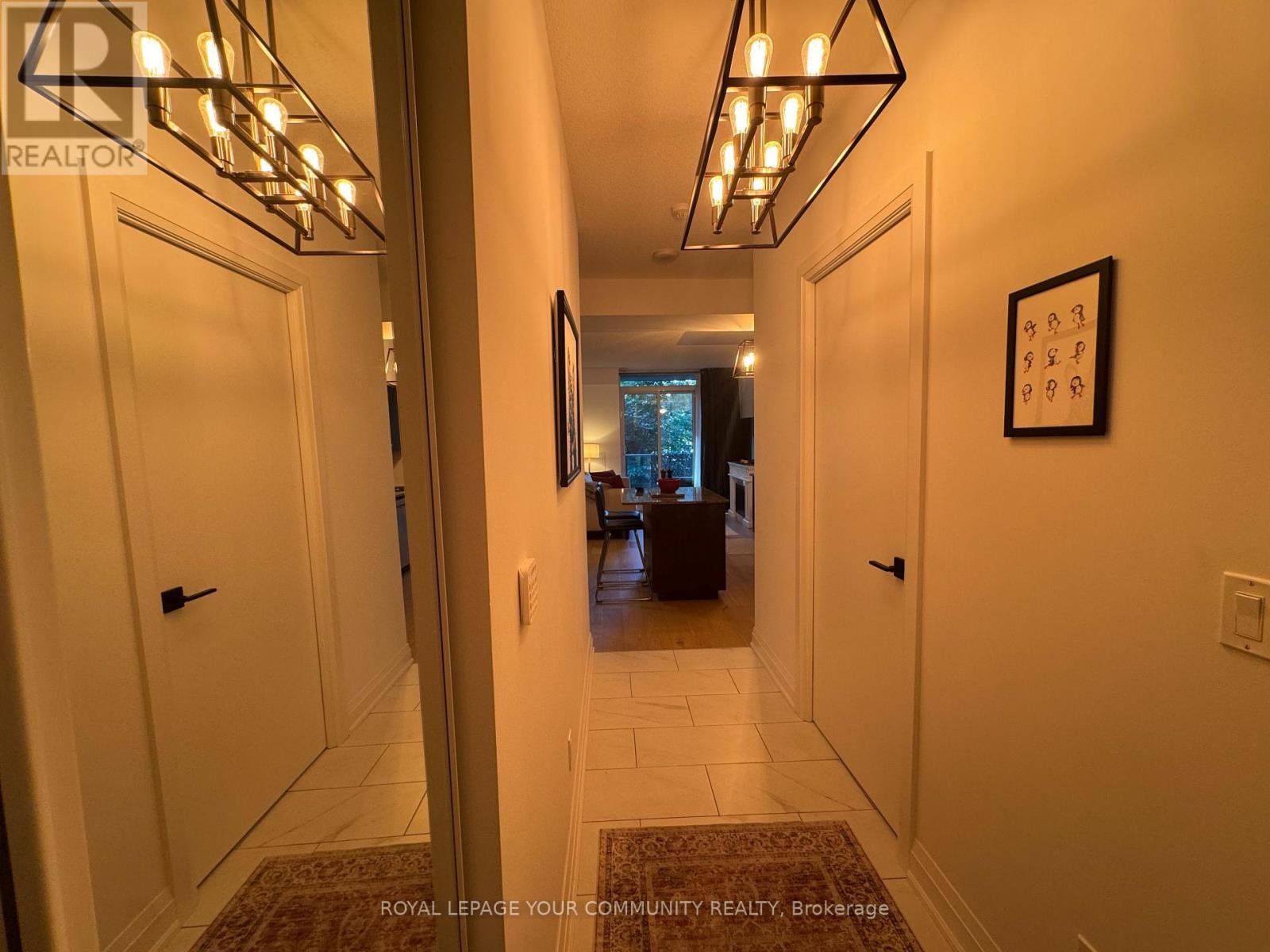 












384 - 209 FORT YORK BOULEVARD

,
Toronto,




Ontario
M5V4A1

