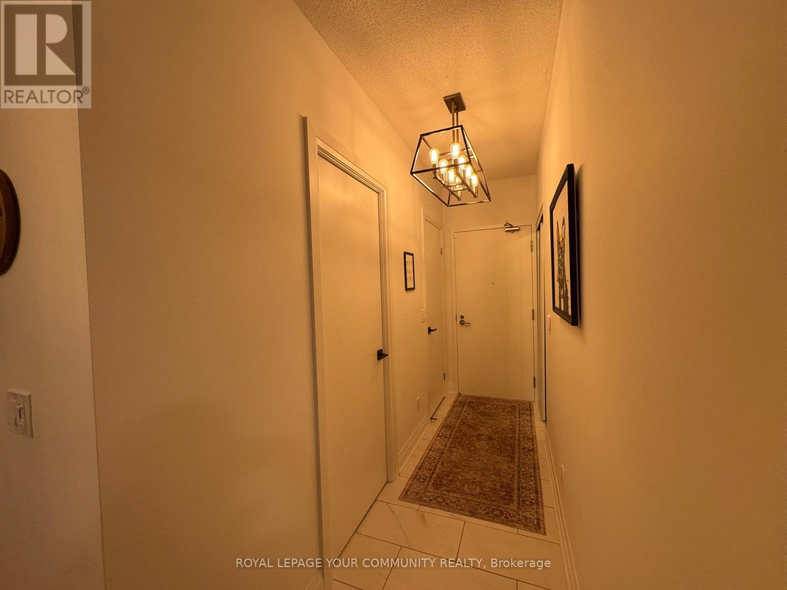 












384 - 209 FORT YORK BOULEVARD

,
Toronto,




Ontario
M5V4A1

