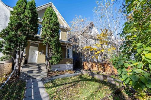 Featured Listing Photo 