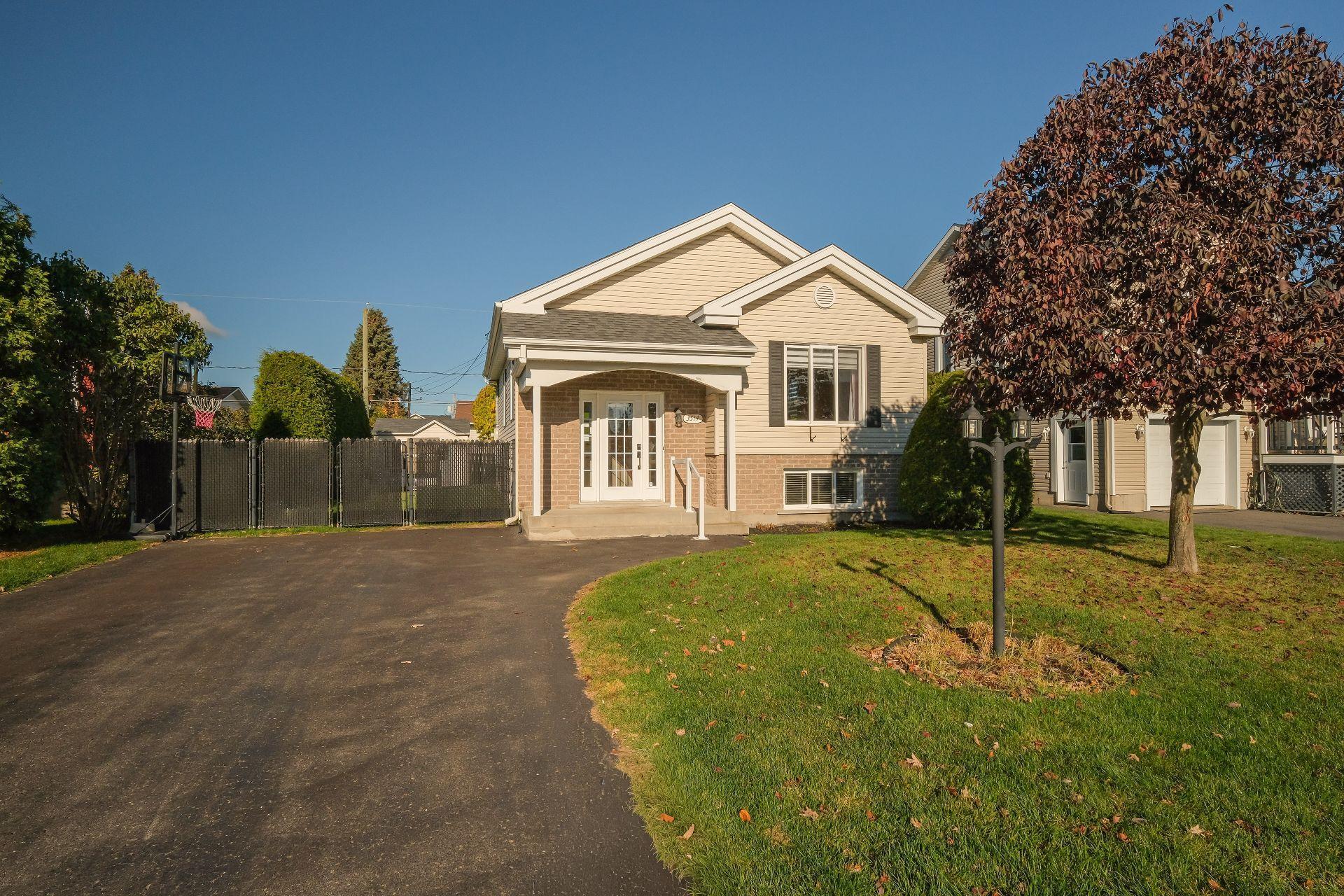 









3514


Rue Vincent

,
Saint-Jean-Baptiste,




QC
J0L2B0

