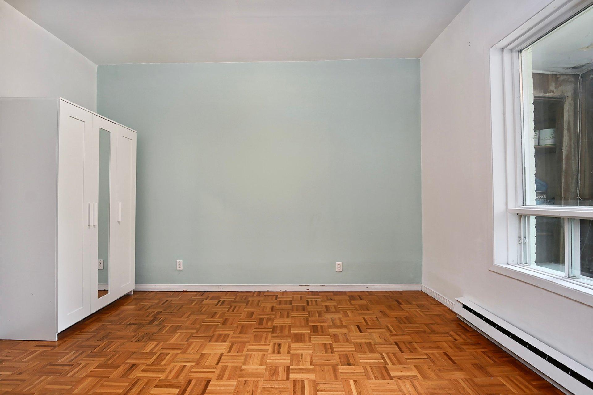 









3907

 - 3911


Rue Berri

,
Montréal (Le Plateau-Mont-Royal),




QC
H2L4H2

