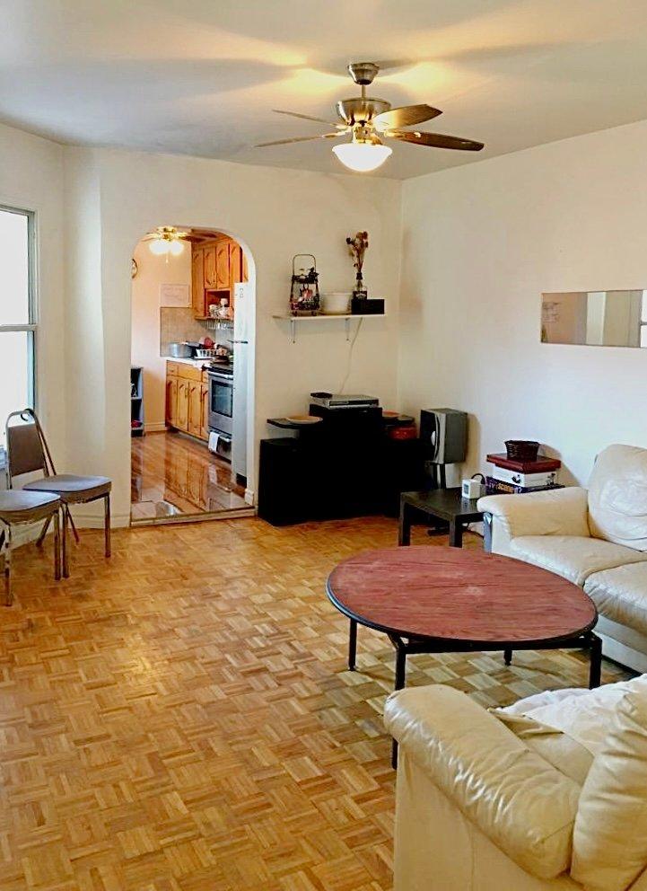 









3907

 - 3911


Rue Berri

,
Montréal (Le Plateau-Mont-Royal),




QC
H2L4H2

