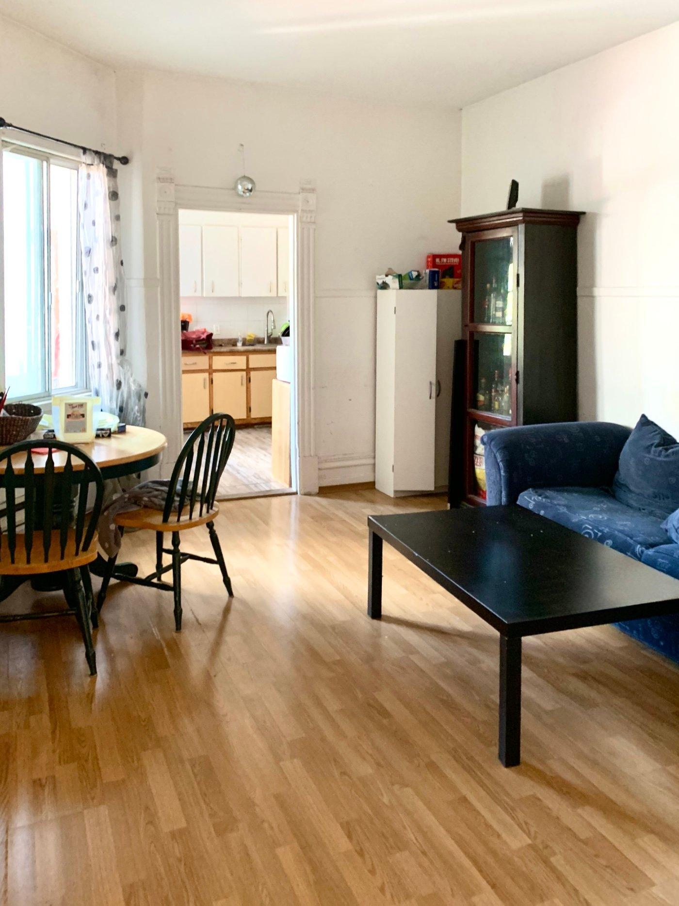 









3907

 - 3911


Rue Berri

,
Montréal (Le Plateau-Mont-Royal),




QC
H2L4H2

