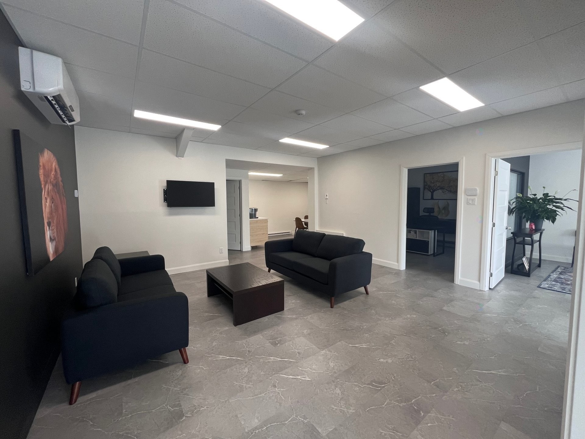 









1330


Boul. Trudel E.

,
Saint-Boniface,




QC
G0X2L0

