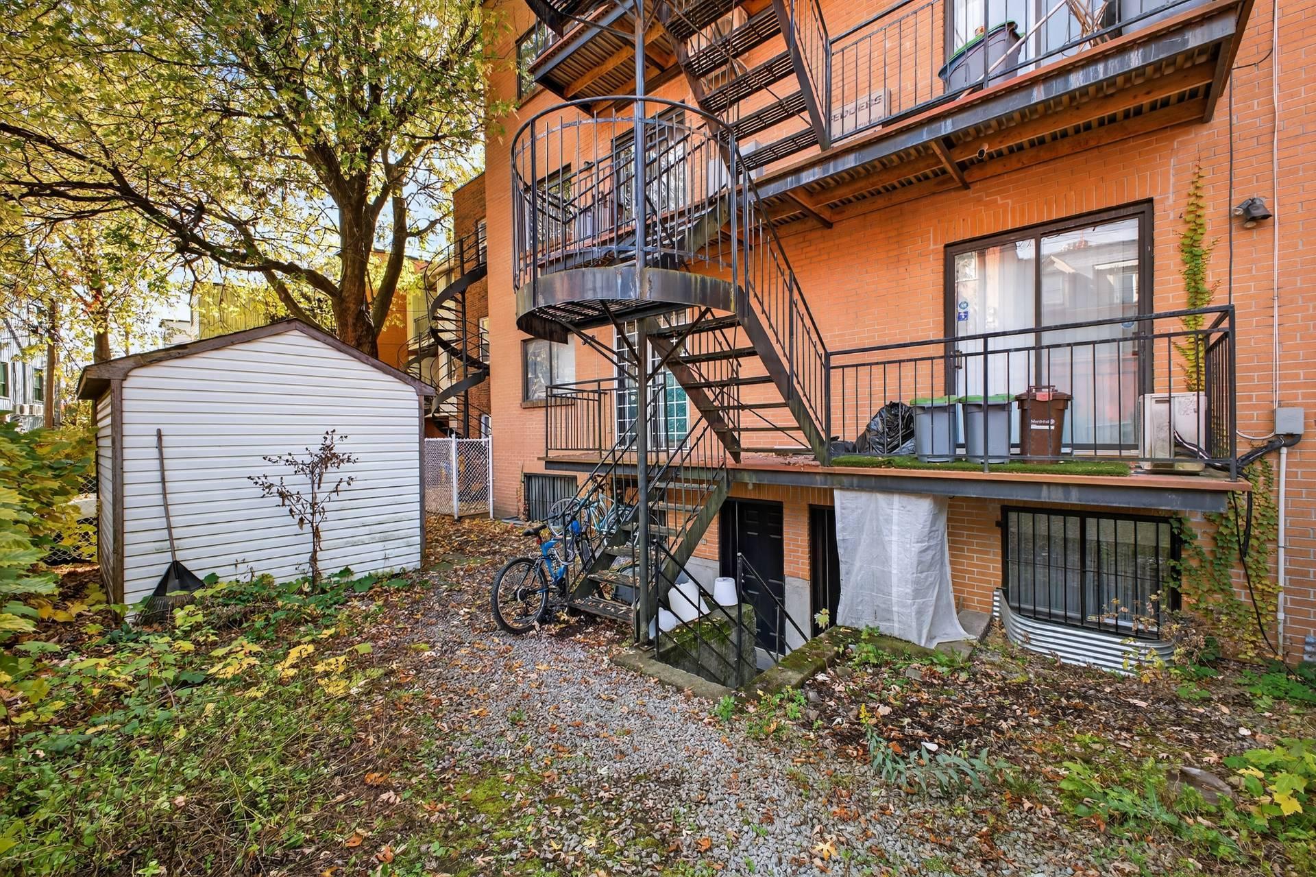 









771


Av. Marin

, 102,
Montréal (Le Sud-Ouest),




QC
H4C2H3

