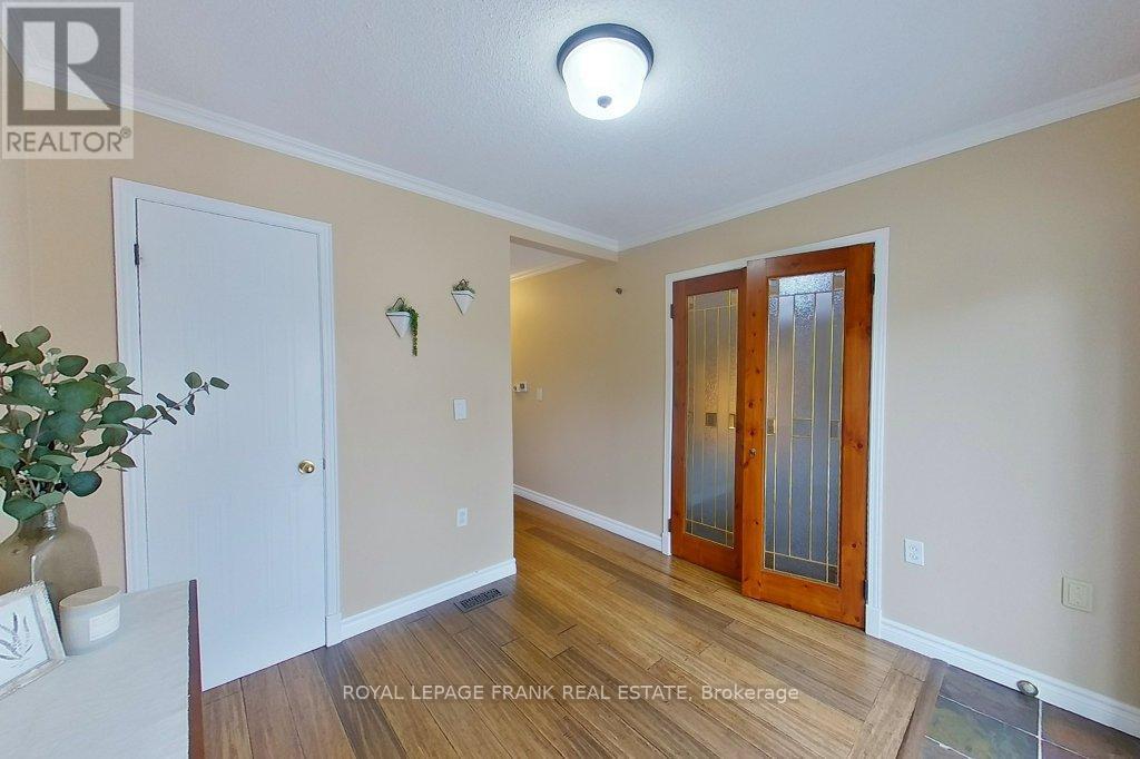 












324 TOWERHILL ROAD

,
Peterborough (Northcrest Ward 5),




Ontario
K9H7R7

