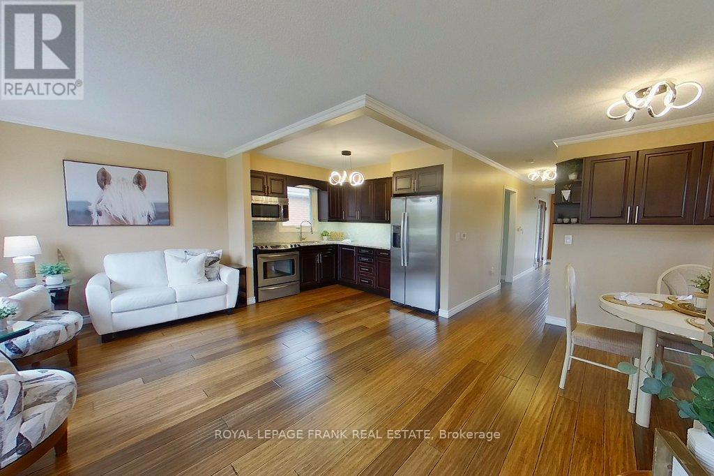 












324 TOWERHILL ROAD

,
Peterborough (Northcrest Ward 5),




Ontario
K9H7R7

