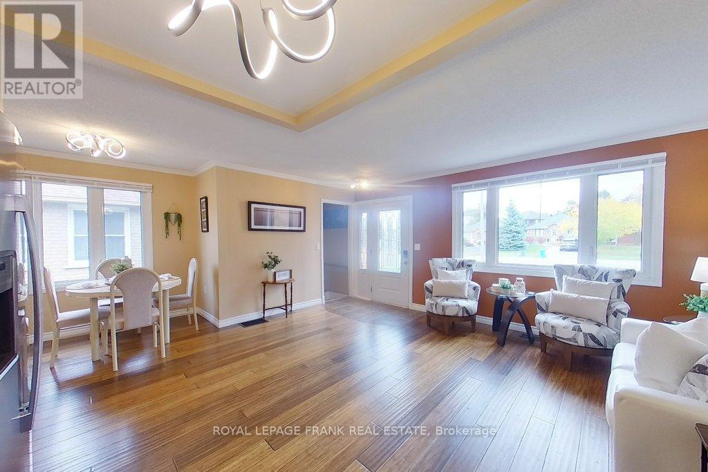 












324 TOWERHILL ROAD

,
Peterborough (Northcrest Ward 5),




Ontario
K9H7R7

