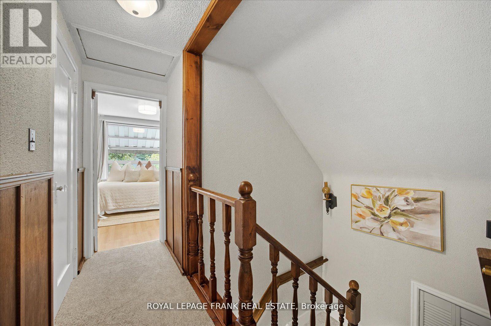 












71 LASALLE AVENUE

,
Oshawa (Central),




Ontario
L1H5Y3

