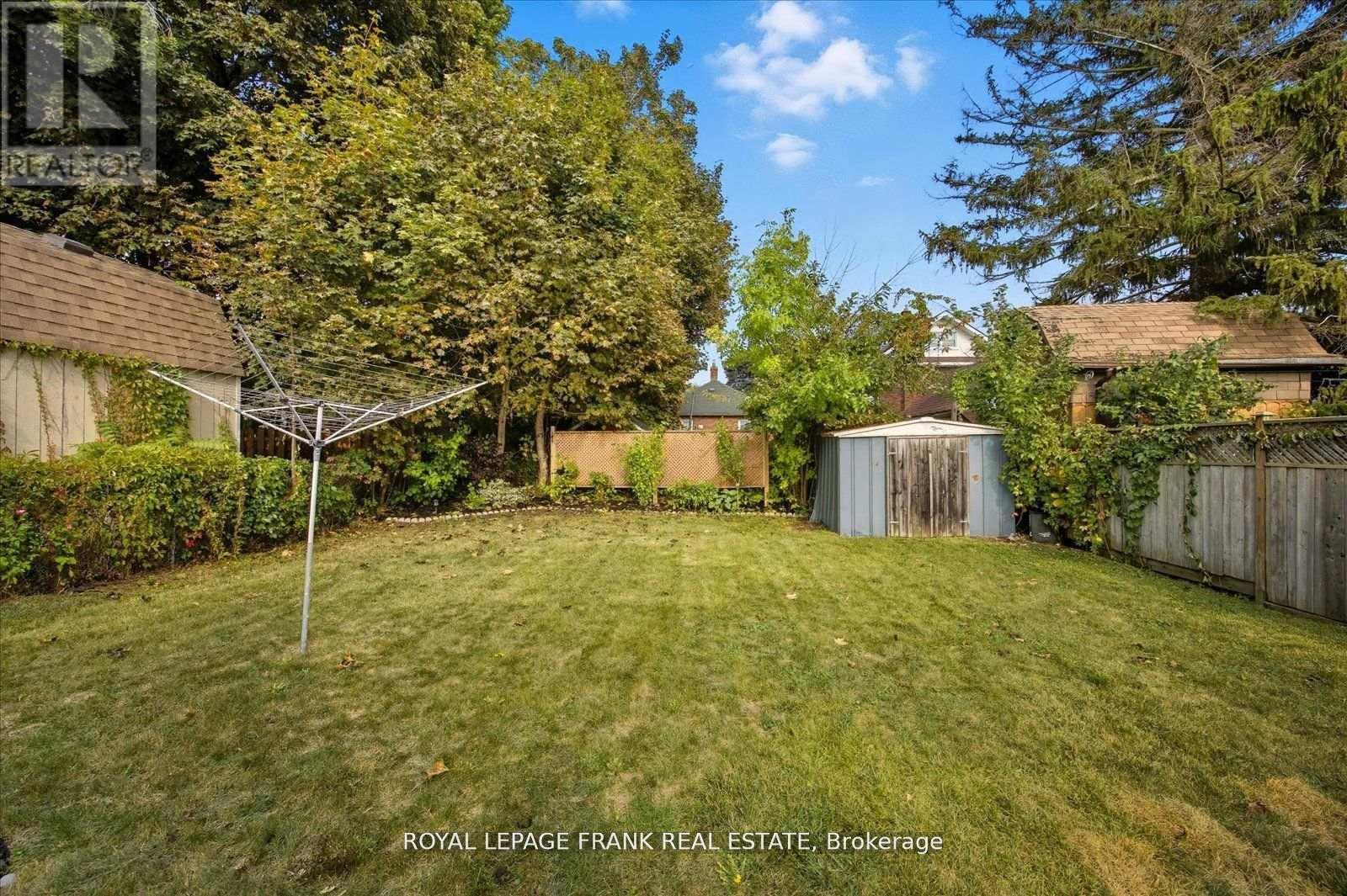 












71 LASALLE AVENUE

,
Oshawa (Central),




Ontario
L1H5Y3

