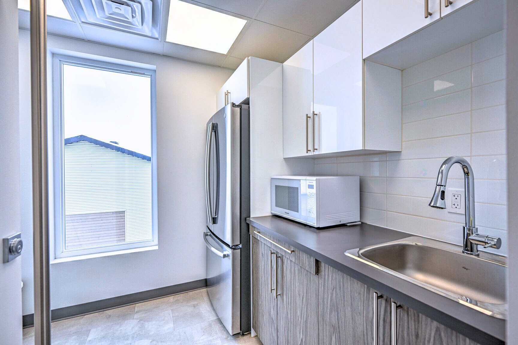 









15631


Ch. Charles

,
Mirabel,




QC
J7J0V5

