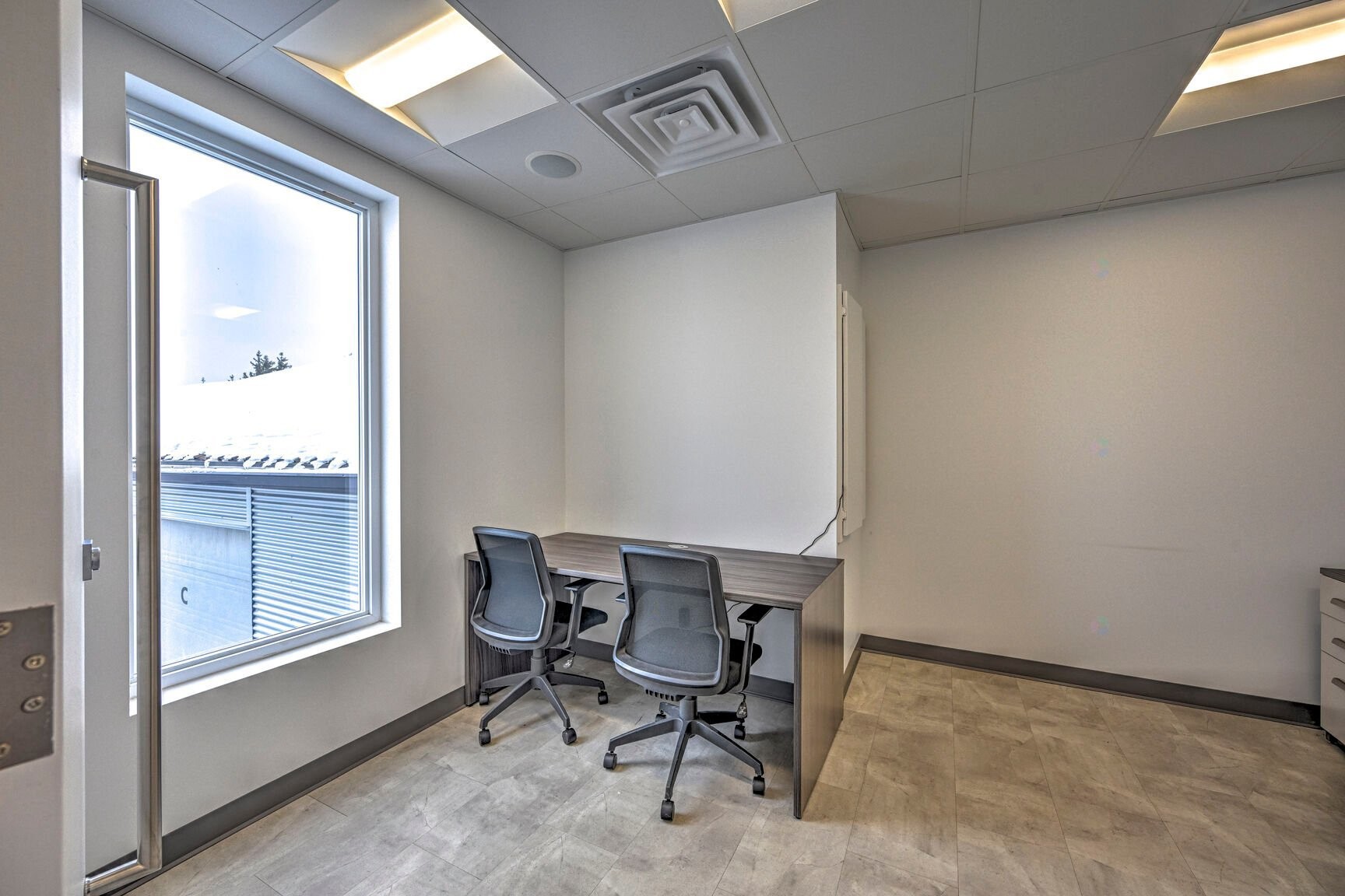 









15631


Ch. Charles

,
Mirabel,




QC
J7J0V5

