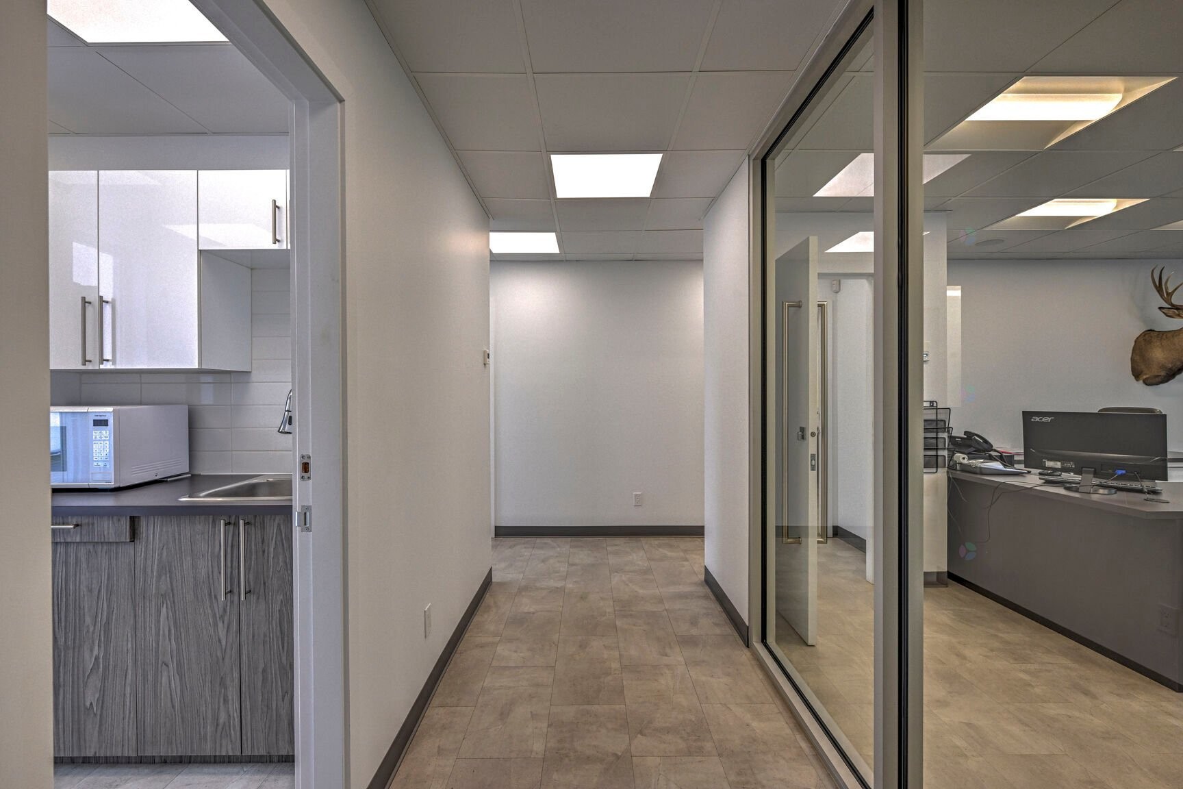 









15631


Ch. Charles

,
Mirabel,




QC
J7J0V5

