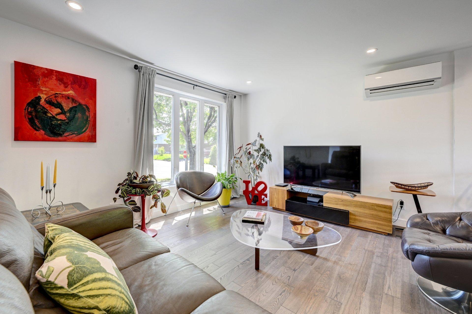 









1755


Rue Plante

,
Brossard,




QC
J4W1K8

