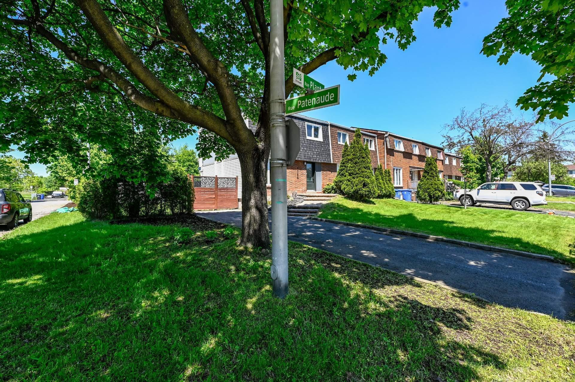 









1755


Rue Plante

,
Brossard,




QC
J4W1K8

