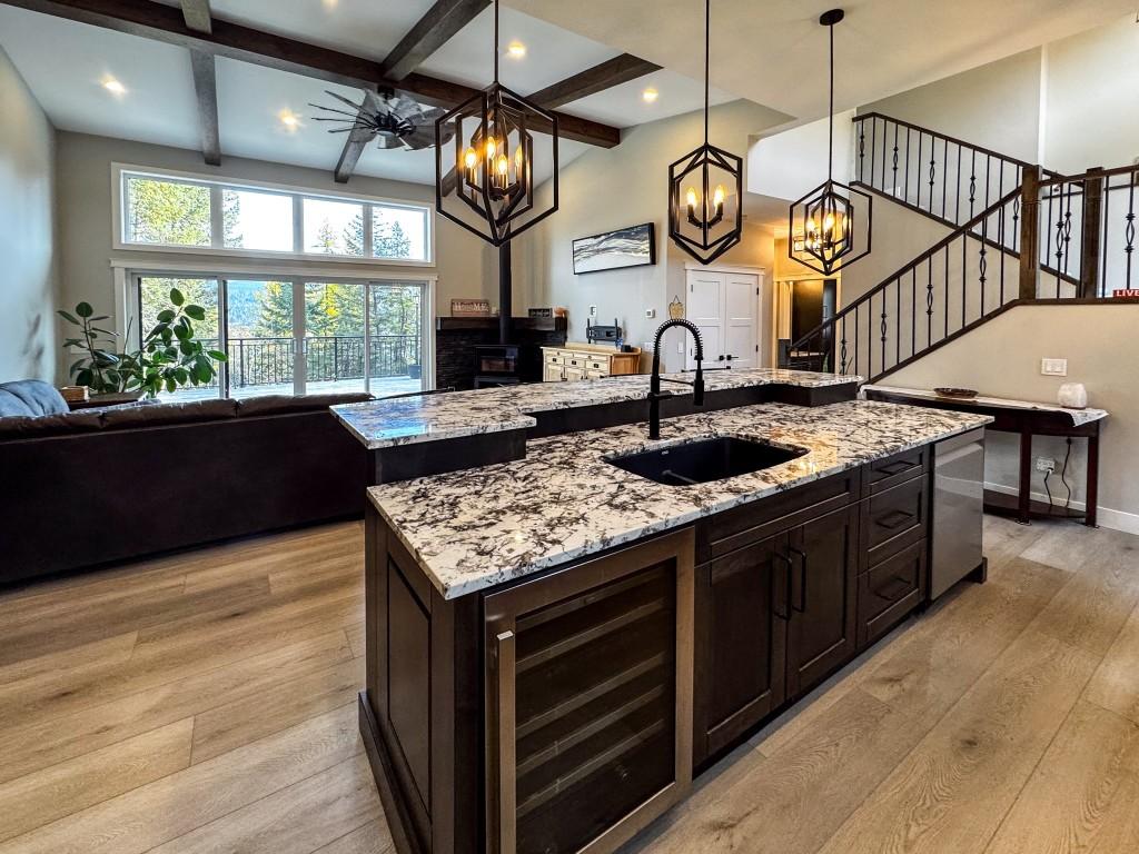 









9905


Osprey Landing

Drive,
Wardner,




BC
V0B 2J0

