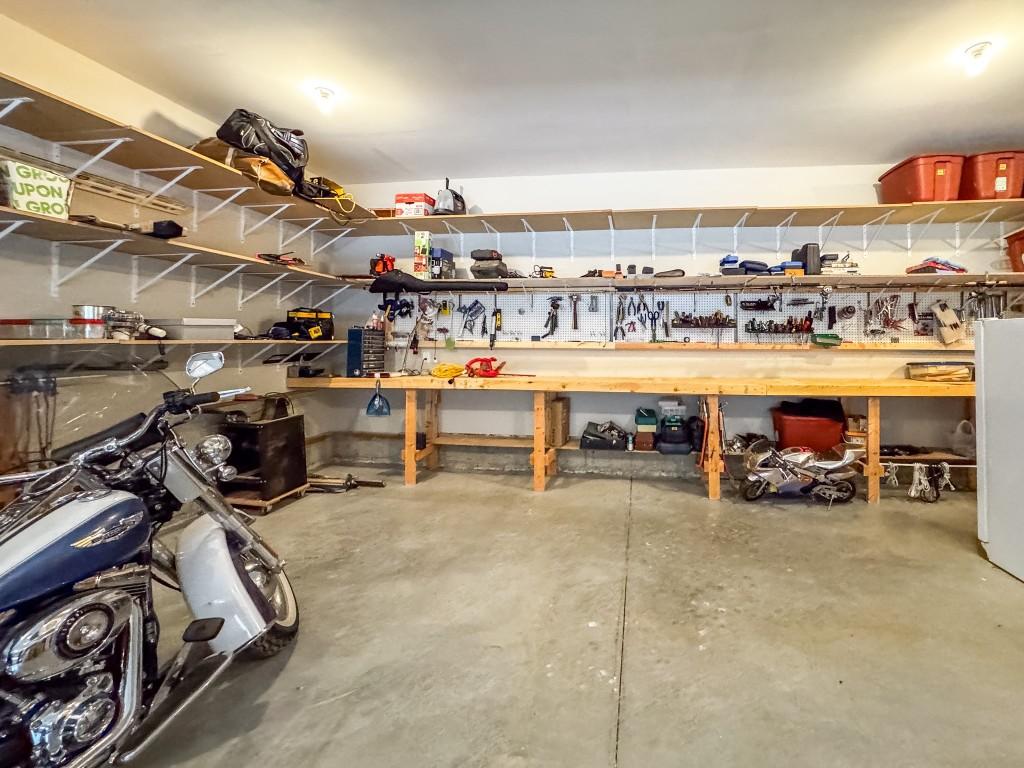 









9905


Osprey Landing

Drive,
Wardner,




BC
V0B 2J0

